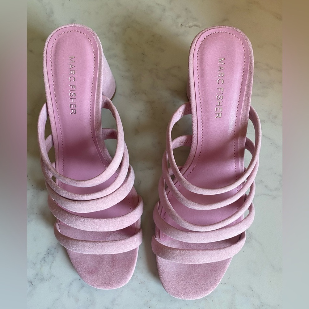 Marc Fisher Lavender Strap Sandals 8M